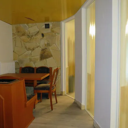 Motel Garlin *