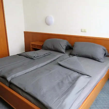 Motel Garlin